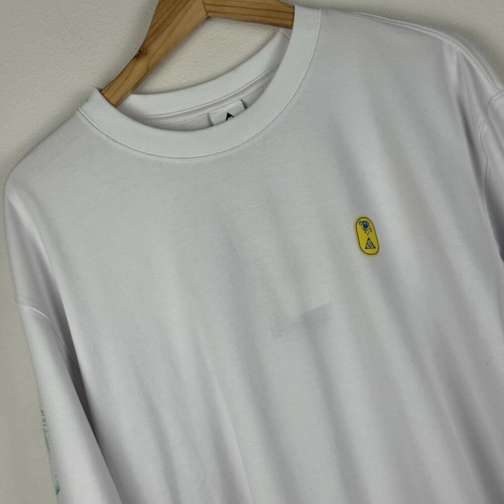 Nike ACG Trail Snacks Athletic Long Sleeve Shirt Men’s Size Medium FV3488-121